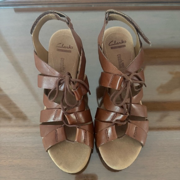 Clarks Tan Leather Wedge Sandals - Picture 3 of 7